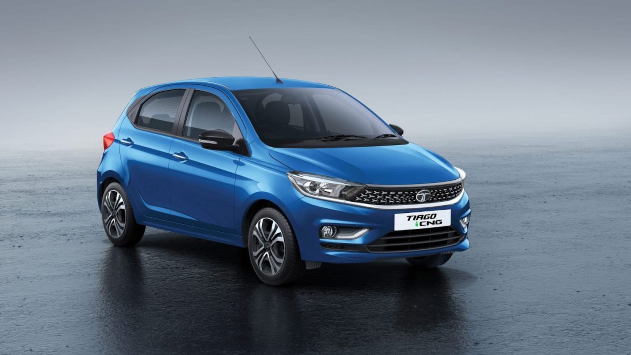 क्लच-गियरचं टेन्शनच नाही! या आहेत 5 स्वस्त ऑटोमेटिक कार, किंमत 6.2 लाखांपासून सुरू 