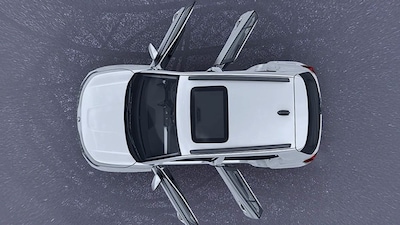 Skoda Kylaq Dominates SUV Sales: 5-Star Safety, 19 Kmpl Mileage, Low Price!