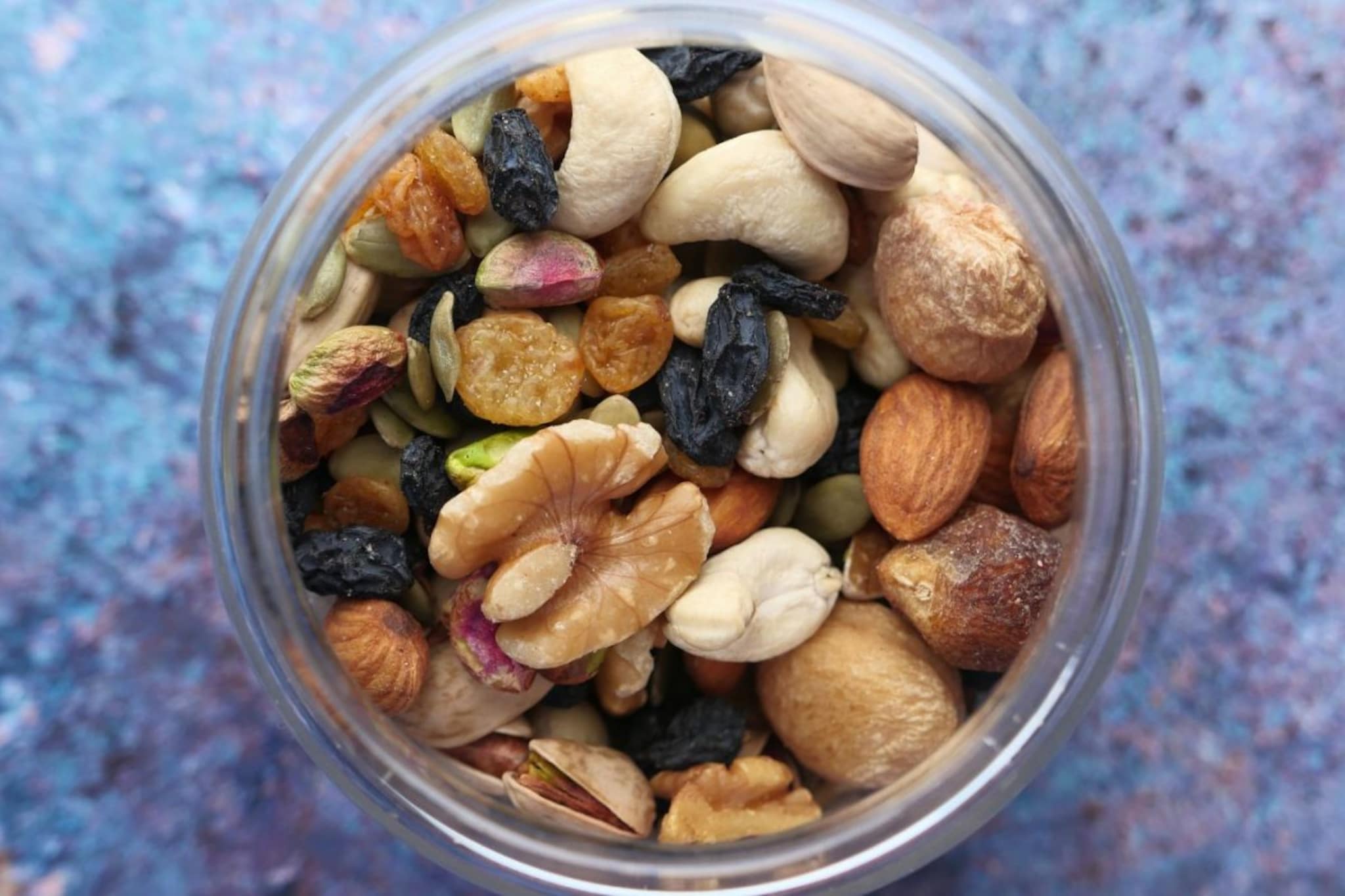 Diet Tips : सकाळची सुरुवात करा पौष्टिक, सुका मेवा भिजवून खा, दिवसभर वाटेल फ्रेश Diet Tips : सकाळची सुरुवात करा पौष्टिक, सुका मेवा भिजवून खा, दिवसभर वाटेल फ्रेश