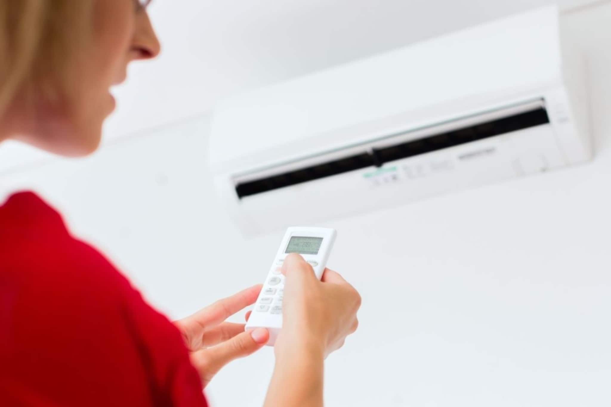 Air Conditioner : किती डिग्रीवर AC चालवला तर जास्त बचत होते? 90% लोक करतात ही चूक, जाणून घ्या परफेक्ट सेटिंग