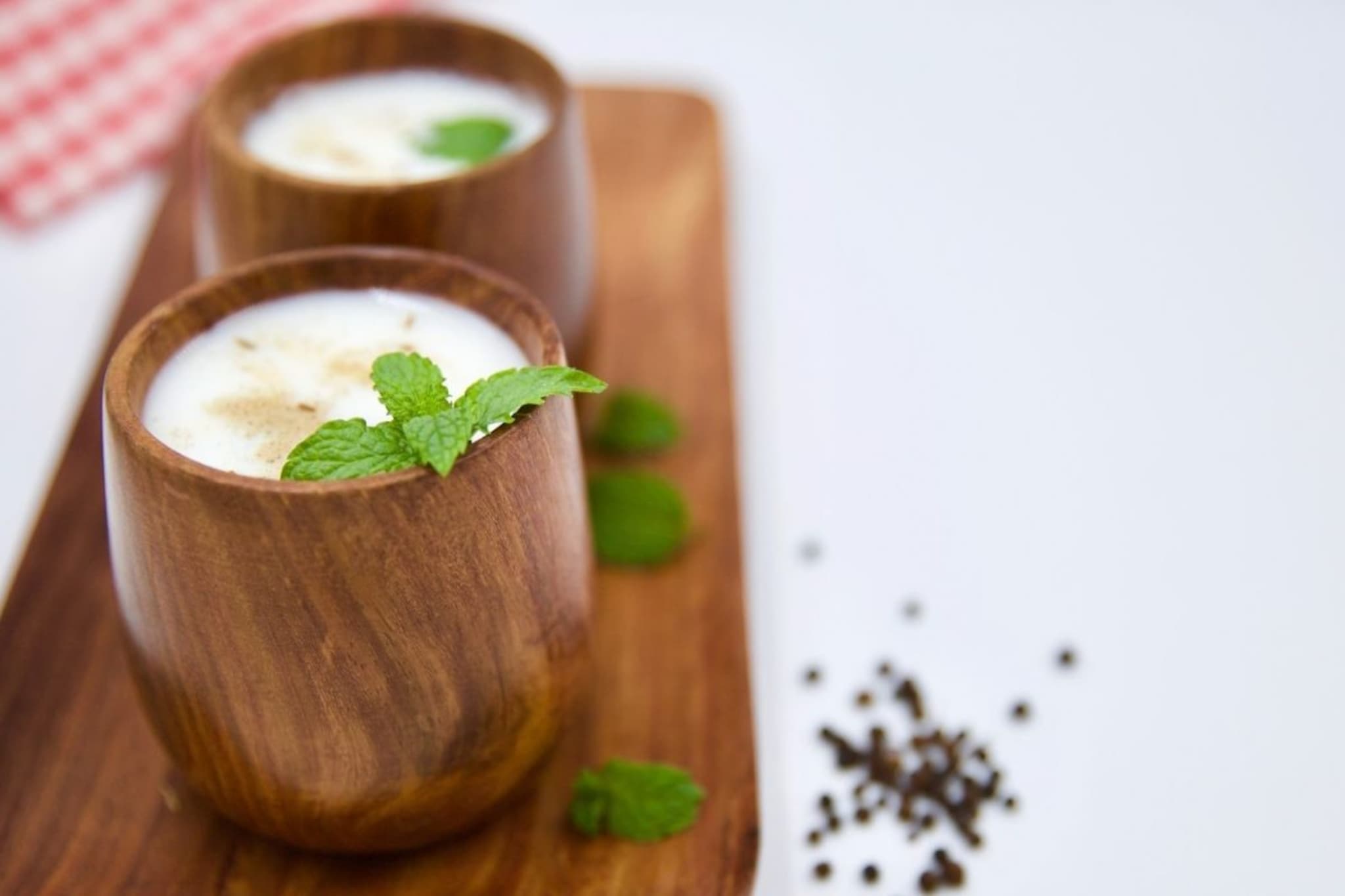 Buttermilk : उन्हाळ्यात ताक म्हणजे अमृत; पण थांबा! 'या' परिस्थितीत ठरु शकतं विष, वेळीच व्हा सावध