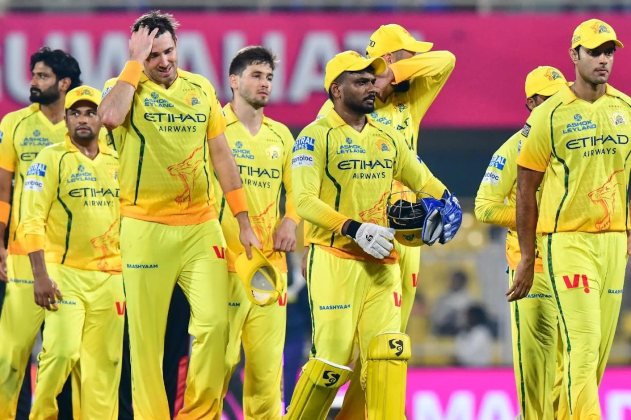 CSK च्या पराभवाची हॅट्रिक, 5 चुकांमुळे तिसऱ्या सामन्यातच आयपीएलमधून पॅकअप व्हायची भीती! CSK च्या पराभवाची हॅट्रिक, 5 चुकांमुळे तिसऱ्या सामन्यातच आयपीएलमधून पॅकअप व्हायची भीती!