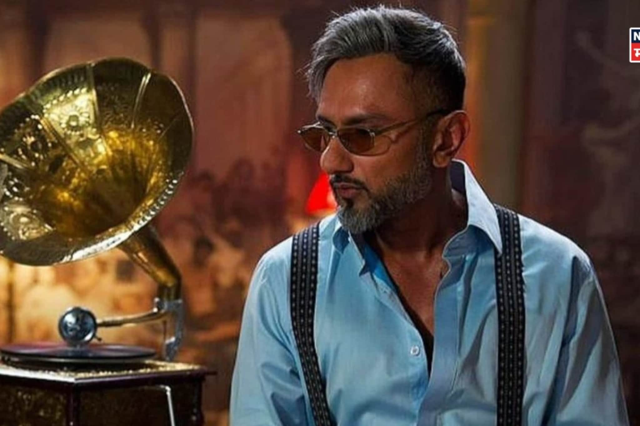 महिलांबद्दल नको नको ते गायला, हनी सिंगला कोर्टाने वठणीवर आणलं