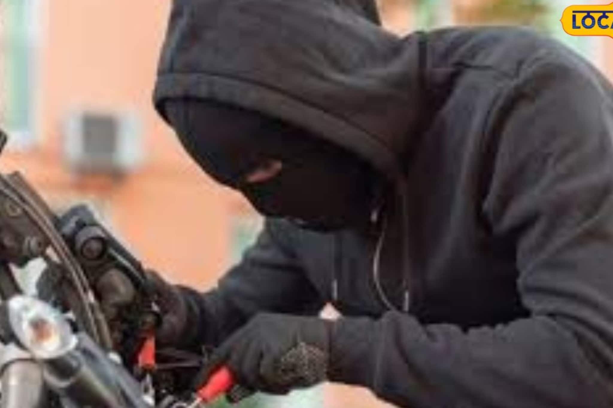 पुण्यात हत्याराचा धाक दाखवून दुचाकी चोरली; काही अंतर जाताच चोरट्यांसोबतच घडलं भयंकर 