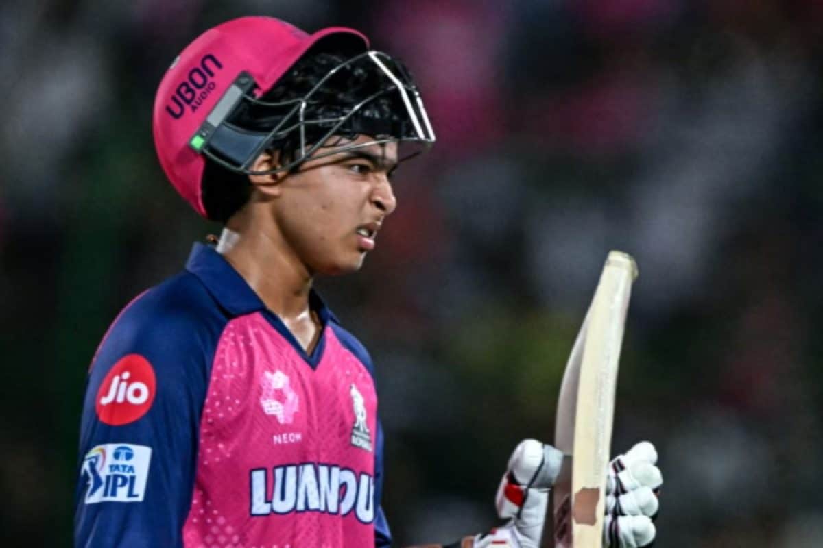 Vaibhav Sooryavanshi : वैभव सू्र्यवंशीच्या अडचणी वाढणार, बोन टेस्टनंतर बॅटीची चौकशी होणार? कुणी केली मागणी?