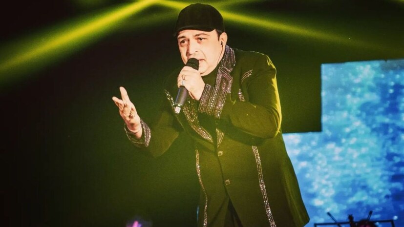Mustafeez Raja Singer Altaf Raja : तुम तो ठहरे परदेसी..! 90s किड्सच्या ब्रेकअपचा साथी, अल्ताफ ...