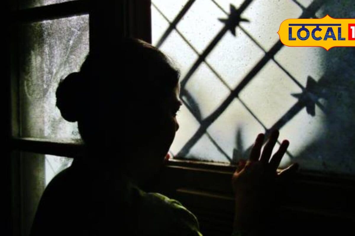देवदर्शनावरून आली अन् लग्नाची तयारी करायला गेली; कपाटाजवळ जाताच आई जोरजोरात रडायला लागली; घडलं काय?