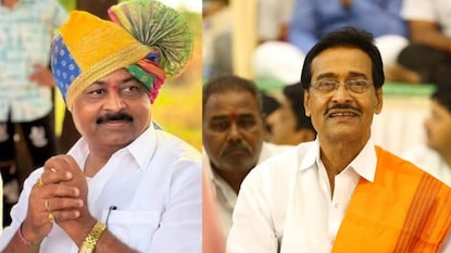 राजाभाऊ राऊत आणि दिलीप सोपल राजाभाऊ राऊत आणि दिलीप सोपल