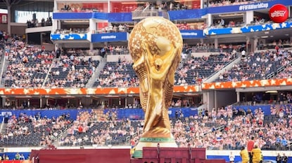 FIFA च्या इतिहासातील सर्वाधिक प्राईज मनी, वर्ल्ड कप जिंकणाऱ्याची छप्परफाड कमाई, सेमी फायनल हरणाराही मालमाल! FIFA च्या इतिहासातील सर्वाधिक प्राईज मनी, वर्ल्ड कप जिंकणाऱ्याची छप्परफाड कमाई, सेमी फायनल हरणाराही मालमाल!