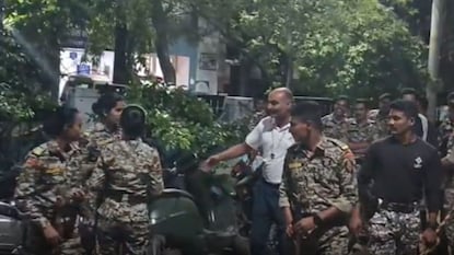 जळगाव पोलीस जळगाव पोलीस