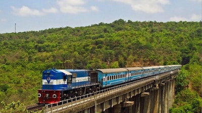 Konkan Railway's "Good News" for Devotees: New Special Train Service Launched, Travel to Be More Comfortable!