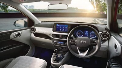 Bring Home Hyundai's 27 KM Mileage King With Massive Discounts