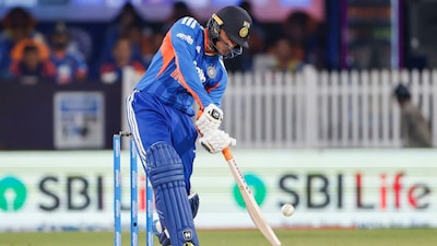 इंदूरमध्ये अभिषेक शर्माचा धुमाकूळ... T20 मध्ये केला नवा वर्ल्ड रेकॉर्ड, जवळपासही कुणी नाही!