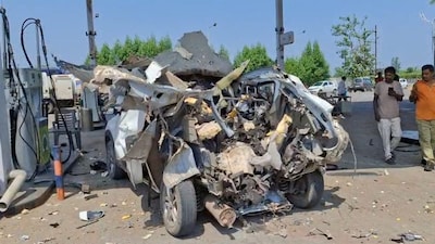 सीएनजी सिलेंडर ब्लास्ट 
