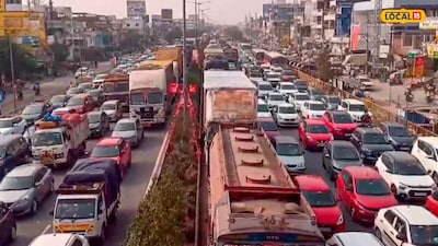 पुणे-नगर महामार्गावर वाहतूककोंडी (फाईल फोटो)