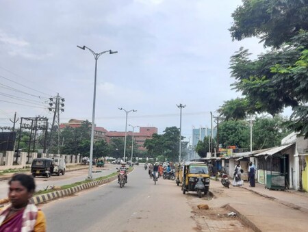 ମଙ୍ଗଳବାର ଦିନ ଭୁବନେଶ୍ୱରରେ ଏକ ରାସ୍ତାର ଦୃଶ୍ୟ