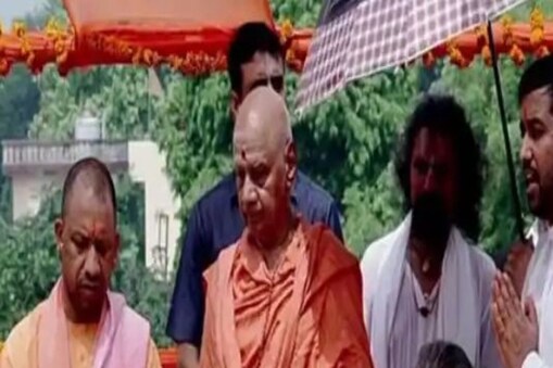 ରାମ ମନ୍ଦିର ଗର୍ଭଗୃହର ଶିଳାନ୍ୟାସ କଲେ CM ଯୋଗୀ
