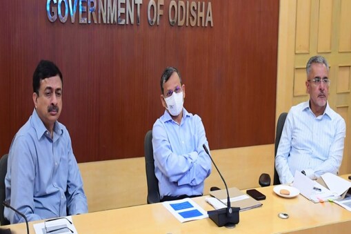 ୧୯୨୩.୬୦ କୋଟି ଟଙ୍କାର ୧୦ଟି ପ୍ରକଳ୍ପରେ ପୁଞ୍ଜିନିବେଶକୁ ସିଙ୍ଗିଲ୍ ୱିଣ୍ଡୋର ମଞ୍ଜୁରୀ
