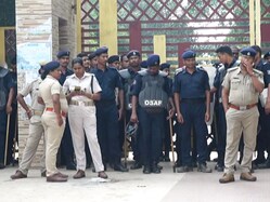 ବିଧାୟକ-ପ୍ରଶାସକ ମୁହାଁମୁହିଁ: ଖଣି ସମ୍ପ୍ରସାରଣକୁ ନେଇ ଉତ୍ତେଜନା