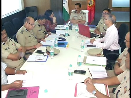 କଟକ, ଭୁବନେଶ୍ବର, ବ୍ରହ୍ମପୁର, ରାଉରକେଲା, ଝାରସୁଗୁଡ଼ା ଓ ପୁରୀ ରେଳ ଷ୍ଟେସନରେ ସୁରକ୍ଷା ବ୍ୟବସ୍ଥା ବଢ଼ିବ ବୋଲି କହିଛନ୍ତି ରାଜ୍ୟ ପୋଲିସ ଡିଜି ବି.କେ. ଶର୍ମା  