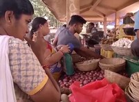 ପୁଣି ଚିନ୍ତା ବଢ଼ାଇଲା ଡାଲି ଓ ପିଆଜର ଦର ବୃଦ୍ଧି