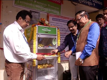 ଭୋକିଲା ଲୋକଙ୍କ ପାଇଁ ମାଗଣା ଖାଦ୍ୟ: ଭୁବନେଶ୍ବରରେ ଆରମ୍ଭ ହେଲା ଜୋମାଟୋର ‘ହ୍ୟାପି ଫ୍ରିଜ୍’ ଯୋଜନା