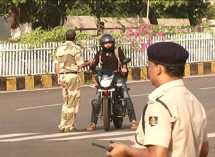 Stay Home: ଓଡ଼ିଶାରେ ଏବେ ୧୪ଟି ଜିଲ୍ଲାରେ କରୋନା ପାଇଁ ଲକଡାଉନ୍ ଜାରି: ଜାଣନ୍ତୁ କଣ ଏ ଲକଡାଉନ୍