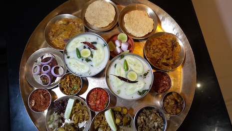 ଆଜି ପଖାଳ ଦିବସ, ହେଲେ ସ୍ୱାଦ ଓ ବେପାରକୁ ଫିକା କଲା କରୋନା ଭାଇରସର ଭୟ