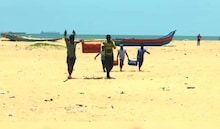 ଆସୁଛି ଅମ୍ଫାନ ବାତ୍ୟା: ୧୧ ଲକ୍ଷ ଲୋକଙ୍କୁ ସୁରକ୍ଷାକୁ ଆଣିବାକୁ ରାଜ୍ୟ ସରକାର ପ୍ରସ୍ତୁତ