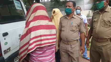 ରେଳ ଟେଣ୍ଡରରେ ଘୋଟାଲା: ୫୦ ଲକ୍ଷ ଟଙ୍କା ଲାଞ୍ଚ ଅଭିଯୋଗରେ ଡେପୁଟି ଚିଫ୍ ଇଞ୍ଜିନିୟର ଗିରଫ