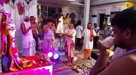 ସମ୍ବଲପୁରରେ ଶୀତଳ ଷଷ୍ଠୀ: ଶିବପାର୍ବତୀ ବିବାହ ପାଇଁ ସହରର ଅନ୍ୟ ଦେବାଦେବୀଙ୍କୁ ଗୁଆଗୁଣ୍ଡା