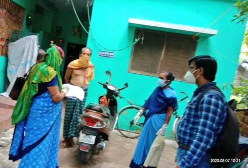 କଟକର ସାମନ୍ତ ସାହିରେ ସଘନ ସ୍ୱାସ୍ଥ୍ୟ ସର୍ଭେ ଚାଲିଛି ।