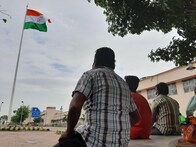 Independence Day: କଟକ ରେଳ ଷ୍ଟେସନରେ ଲାଗିଲା ୧୦୦ ଫୁଟ ଉଚ୍ଚ ତିରଙ୍ଗା; ଖର୍ଚ୍ଚ ହେଲା ₹୩୩ ଲକ୍ଷ