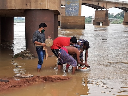 ଜନ୍ମାଷ୍ଟମୀ ଅବସରରେ ଶାରଦୀୟ ଦୁର୍ଗା ପୂଜା ପାଇଁ ଆରମ୍ଭ ହେଲା ମାଟି ଅନୁକୂଳ