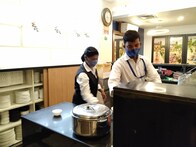 ସାଢେ ୫ ମାସ ପରେ ଖୋଲିଲା ରାଜ୍ୟରେ ହୋଟେଲ୍ ଓ ରେସ୍ତୋରାଁ; ମିଳିଲା ସ୍ୱାଦିଷ୍ଟ ଖାଦ୍ୟର ମଜା