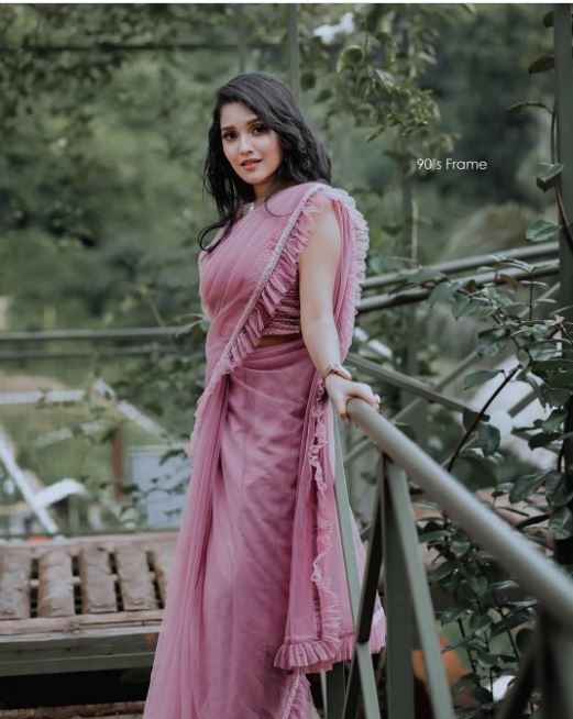  ଏବେ ତାଙ୍କର ପରିଚୟ ହିନ୍ଦୀ ବେଲ୍ଟରେ ମଧ୍ୟ ଆରମ୍ଭ ହୋଇଛି ।