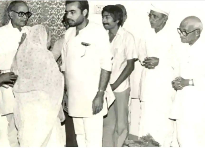 ୩ ଜୁନ୍ ୧୯୭୮ ରେ ନରେନ୍ଦ୍ର ମୋଦୀଙ୍କୁ ସଂଗଠନରେ ଅଧିକ ଦାୟିତ୍ୱ ମିଳିଥିଲା । ତାଙ୍କୁ ବିଭାଗର ପ୍ରଚାରକ କରାଯାଇଥିଲା ଓ ସେ ବଡୋଦରା କାମ କରିଥିଲେ । ୩ ଜୁନ୍ ୧୯୭୮ ରେ ନରେନ୍ଦ୍ର ମୋଦୀଙ୍କୁ ସଂଗଠନରେ ଅଧିକ ଦାୟିତ୍ୱ ମିଳିଥିଲା । ତାଙ୍କୁ ବିଭାଗର ପ୍ରଚାରକ କରାଯାଇଥିଲା ଓ ସେ ବଡୋଦରା କାମ କରିଥିଲେ ।