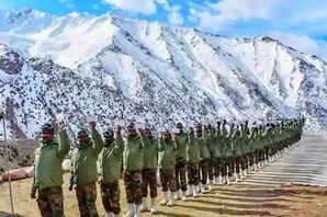 news18 - ପାକ୍-ଚୀନ ମଧ୍ୟରେ ବଢୁଥିବା ବିପଦ ମଧ୍ୟରେ ଭାରତ ୫ଟି ଥିଏଟର କମାଣ୍ଡ ଗଠନ କରିବ