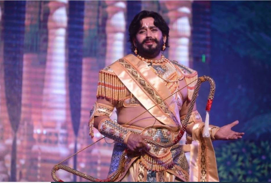  ବି କିଶନଙ୍କ ଏହି ସମସ୍ତ ଫଟୋ ଏବେ ସୋସିଆଲ ମିଡିଆରେ ଭାଇରାଲ ହେବାରେ ଲାଗିଛି । (ଫଟୋ ସୌଜନ୍ୟ-Twitter @ravikishann)