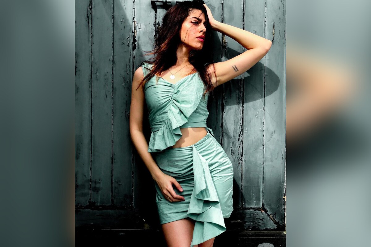  ଏହି ଫଟୋଗୁଡ଼ିକ ଇନଷ୍ଟାଗ୍ରାମରେ ଏ ପର୍ଯ୍ୟନ୍ତ ଲକ୍ଷ ଲକ୍ଷ ଥର ପସନ୍ଦ କରାଯାଇଛି ।