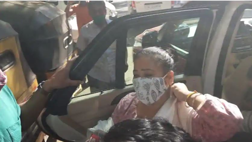  ଡ୍ରଗ୍ସ କାରବାର ଏବଂ ବ୍ୟବହାର ଉପରେ ନାର୍କୋଟିକ୍ସ କଂଟ୍ରୋଲ୍ ବ୍ୟୁରୋ ତଦନ୍ତ କରୁଛି ।