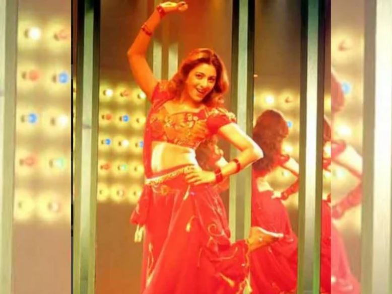  ୨୦୦୨ର ଫିଲ୍ମ ‘ଚାନ୍ଦନୀ ବାର୍’ରେ ତବୁ