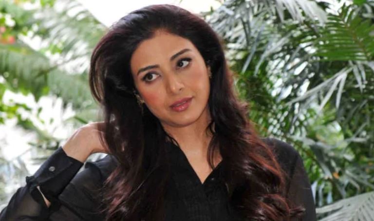  ବଲିଉଡରେ ପ୍ରଚୁର ସଫଳତା ପାଇବା ପରେ ବି ତବୁ କୁମାରୀ ଅଛନ୍ତି ।