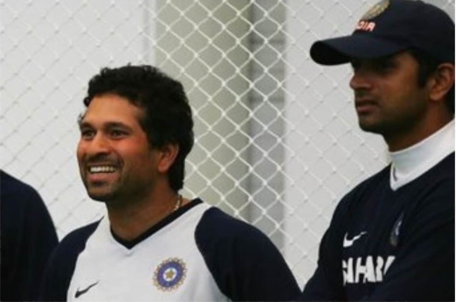  ମୋଟ ତାଲିକାରେ ସର୍ବାଧିକ ଅନ୍ତର୍ଜାତୀୟ ରନ୍ ସ୍କୋର କରିଥିବା ଖେଳାଳିଙ୍କ ମଧ୍ୟରେ ବିରାଟ କୋହଲି ଅଷ୍ଟମ ସ୍ଥାନରେ ରହିଛନ୍ତି । ୩୪୩୫୭ ରନ୍ ସହ ଏହି ତାଲିକାରେ ସଚିନ୍ ତେନ୍ଦୁଲକର ପ୍ରଥମ ନମ୍ବର ରହିଛନ୍ତି । ୨୪୨୦୮ ରନ୍ ସହ ଏହି ତାଲିକାରେ ରାହୁଲ ଦ୍ରାବିଡ ଦ୍ୱିତୀୟ ଭାରତୀୟ ଖେଳାଳି ଅଟନ୍ତି । (ICC/Twitter)<br />