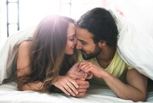 ନିଜ ପାର୍ଟନରଙ୍କ ନାଭି ପ୍ରତି ଆପଣଙ୍କ ଆକର୍ଷଣ ବିଷୟରେ ତାଙ୍କୁ କହିବେ କି? କେମିତି?