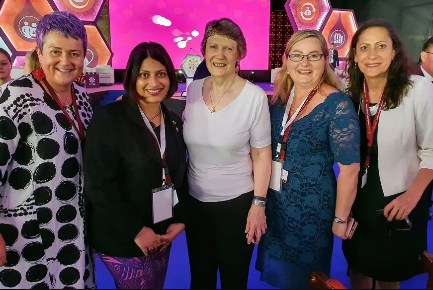  ସେମାନେ ସାଧାରଣତ ନ୍ୟୁଜିଲ୍ୟାଣ୍ଡରେ ବଞ୍ଚିତ ଲୋକଙ୍କ ସ୍ୱର ଉତ୍ତୋଳନ କରନ୍ତି । ଯେଉଁଥିରେ ଘରୋଇ ହିଂସାର ଶିକାର ହୋଇଥିବା ମହିଳା, ଶୋଷଣର ଶିକାର ହୋଇଥିବା ପ୍ରବାସୀ ଶ୍ରମିକମାନେ ମଧ୍ୟ ଅଛନ୍ତି । ସେ ପ୍ରଥମେ ଲେବର ପାର୍ଟିରୁ ନିର୍ବାଚନ କରି ସେପ୍ଟେମ୍ବର ୨୦୧୭ ରେ ସଂସଦରେ ପହଞ୍ଚିଥିଲେ । ୨୦୧୯ ରେ ତାଙ୍କୁ ସଂସଦରେ ଅନୁସୂଚିତ ଜାତି ମନ୍ତ୍ରୀଙ୍କ ବ୍ୟକ୍ତିଗତ ସଚିବ କରାଯାଇଥିଲା । ଭଲ କାମ କରି ସେ ନିଜର ଛାପ ସୃଷ୍ଟି କରିଥିଲେ । ଏହା ତାଙ୍କୁ ମନ୍ତ୍ରୀ କରିବାରେ ସାହାଯ୍ୟ କଲା ।