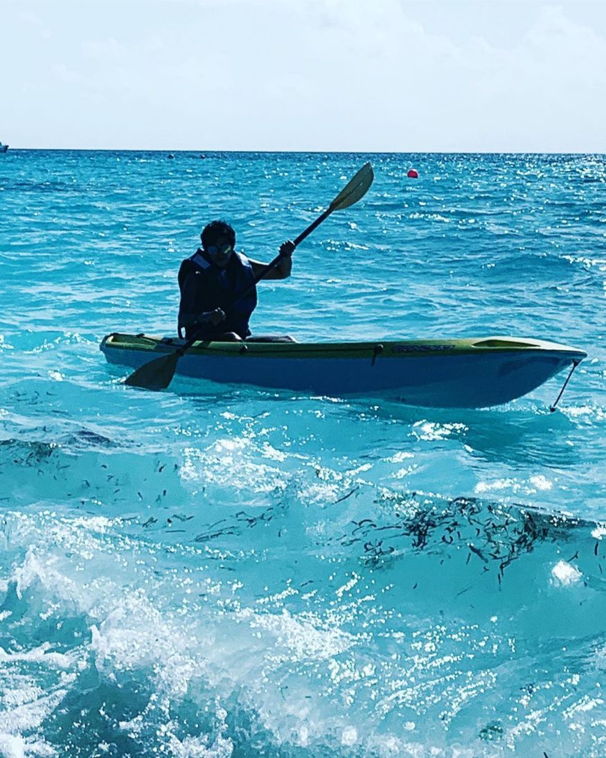  ମାଳଦ୍ୱୀପରେ ମନ୍ଦିରା ବେଦୀ (Mandira Bedi)