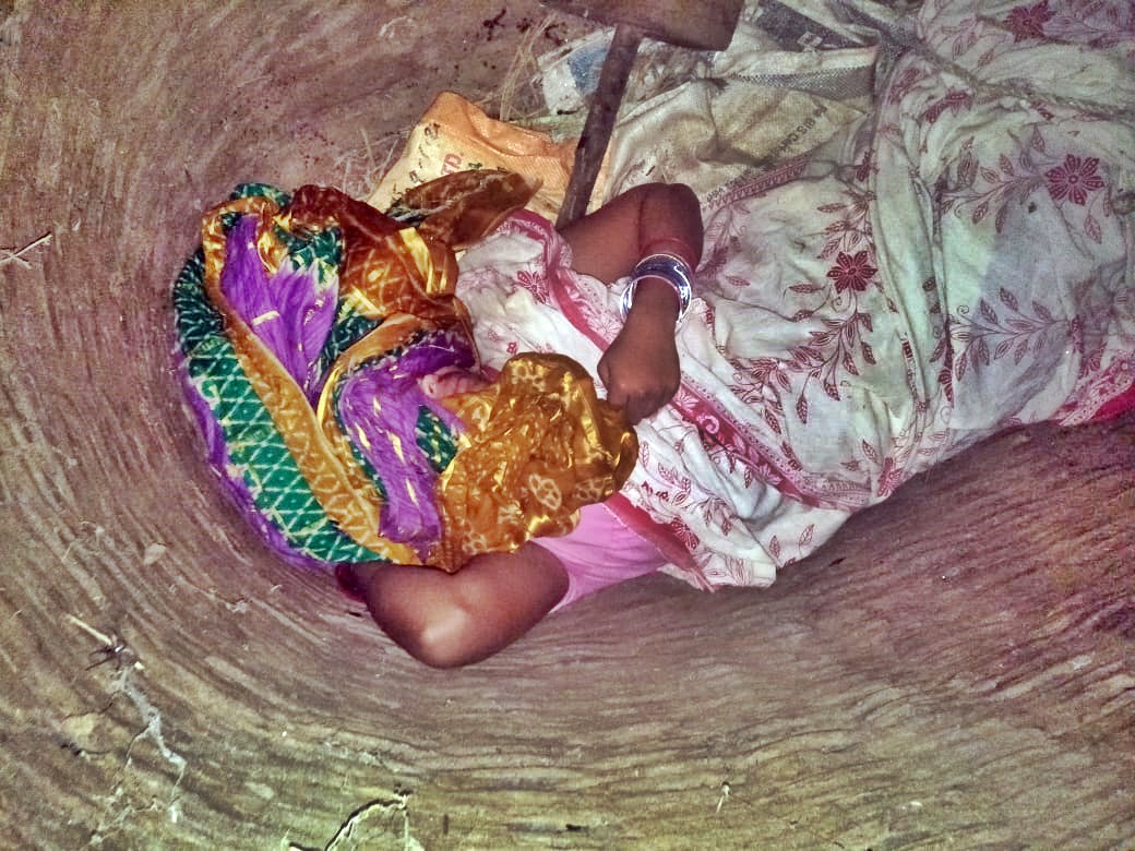  ଏହି ଅମାନବୀୟ ଘଟଣା ଘଟିଛି ଗଞ୍ଜାମ ଜିଲ୍ଲା ବୁଗୁଡ଼ା ଥାନା ମଙ୍ଗରାଜପୁରର ଡାଙ୍ଗି ସାହିରେ ।