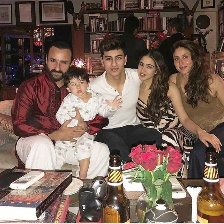  ସୈଫଙ୍କ ବଡ଼ ପୁଅ ଇବ୍ରାହିମ୍‌, ଝିଅ ସାରା ଓ ସାନ ପୁଅ ତୈମୁରଙ୍କ ସହ କରୀନା