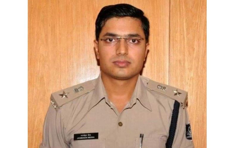  ଅନୁଗୁଳ ଏସ୍.ପି. ଜଗମୋହନ ମୀଣା କହିଛନ୍ତି ଯେ ଏହି ଘଟଣା ଏକାଧିକ ଲୋକଙ୍କ କାର୍ଯ୍ୟ ପରି ଲାଗୁଛି ଓ ଅଭିଯୁକ୍ତମାନଙ୍କୁ ଜଲଦି ଚିହ୍ନଟ କରି ଗିରଫ କରାଯିବ।